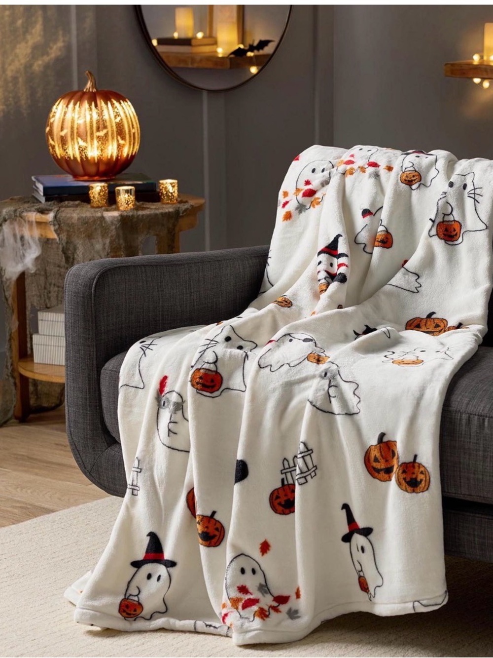 Plush ghost throw NWT 60x70